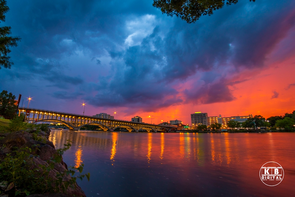 KB Digital captures amazing thunderstorm sunset over Rockford, Illinois.