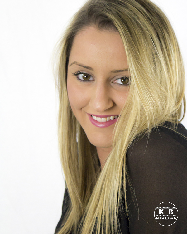 Headshots photographer in Rockford - KB Digital