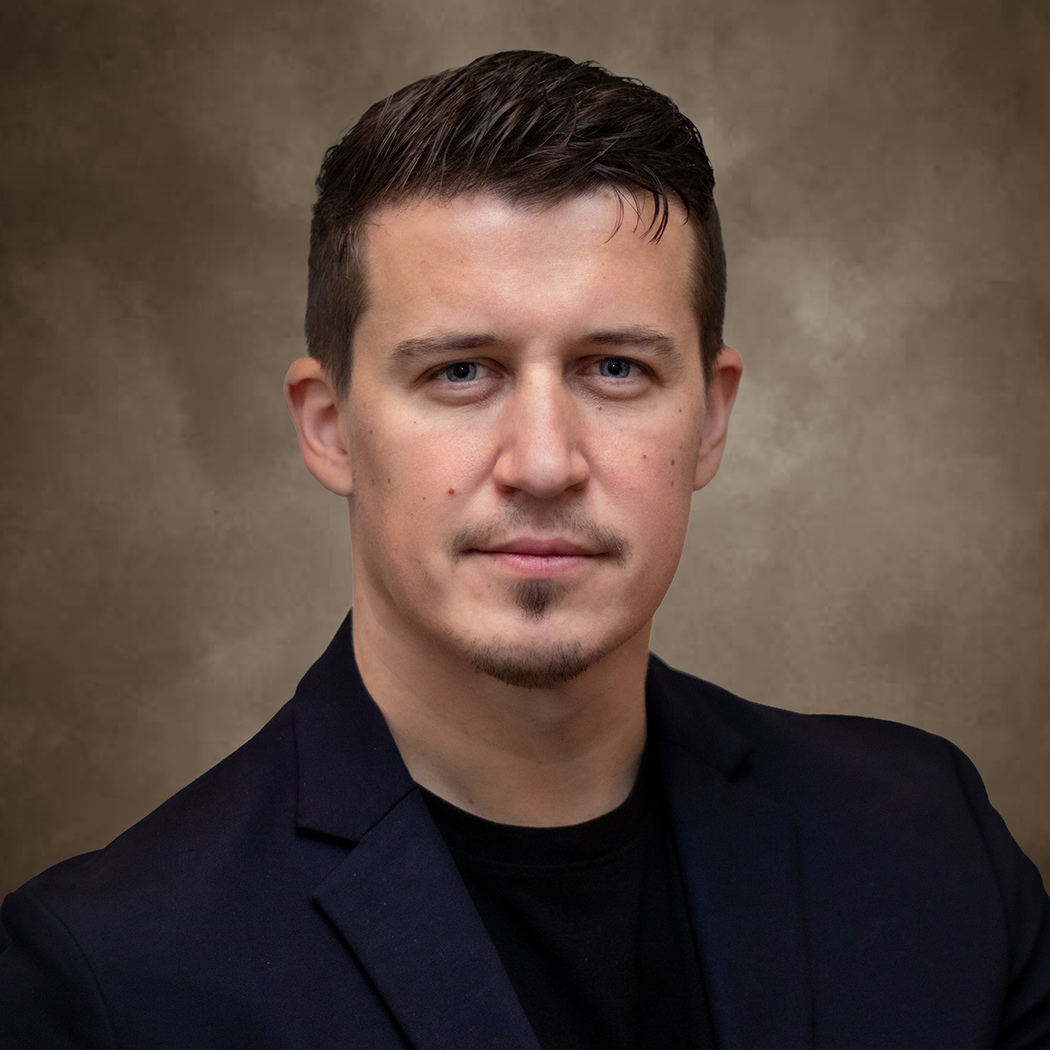 Headshots photographer in Rockford - KB Digital